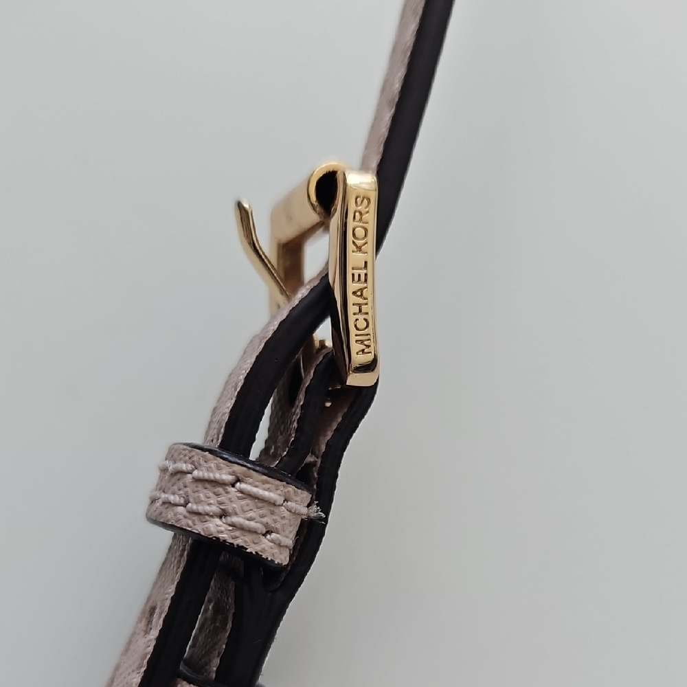 Michael Kors Blush Crossbody Bag with Gold Chain - Picture 9 of 11